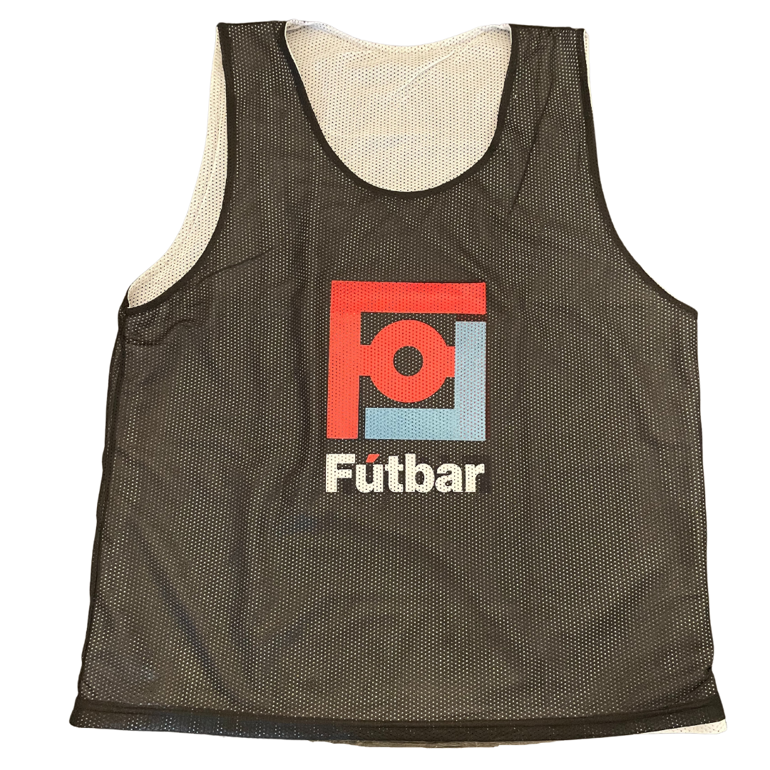 Fútbar Reversible Pinnie
